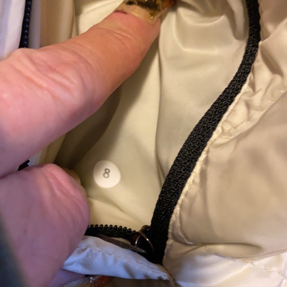 Lululemon Run Turn Around Reversible Jacket - Picture 9 of 11